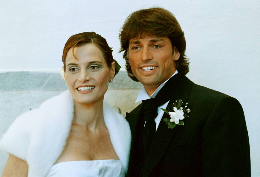 Il giorno del matrimonio tra Stefano Bettarini e Simona Ventura (Ansa)
